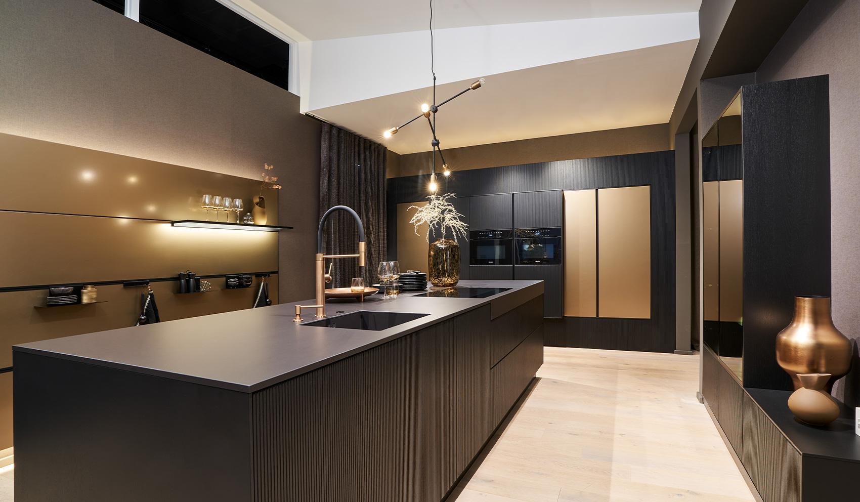 Häcker Küche Eiche schwarz Bronze